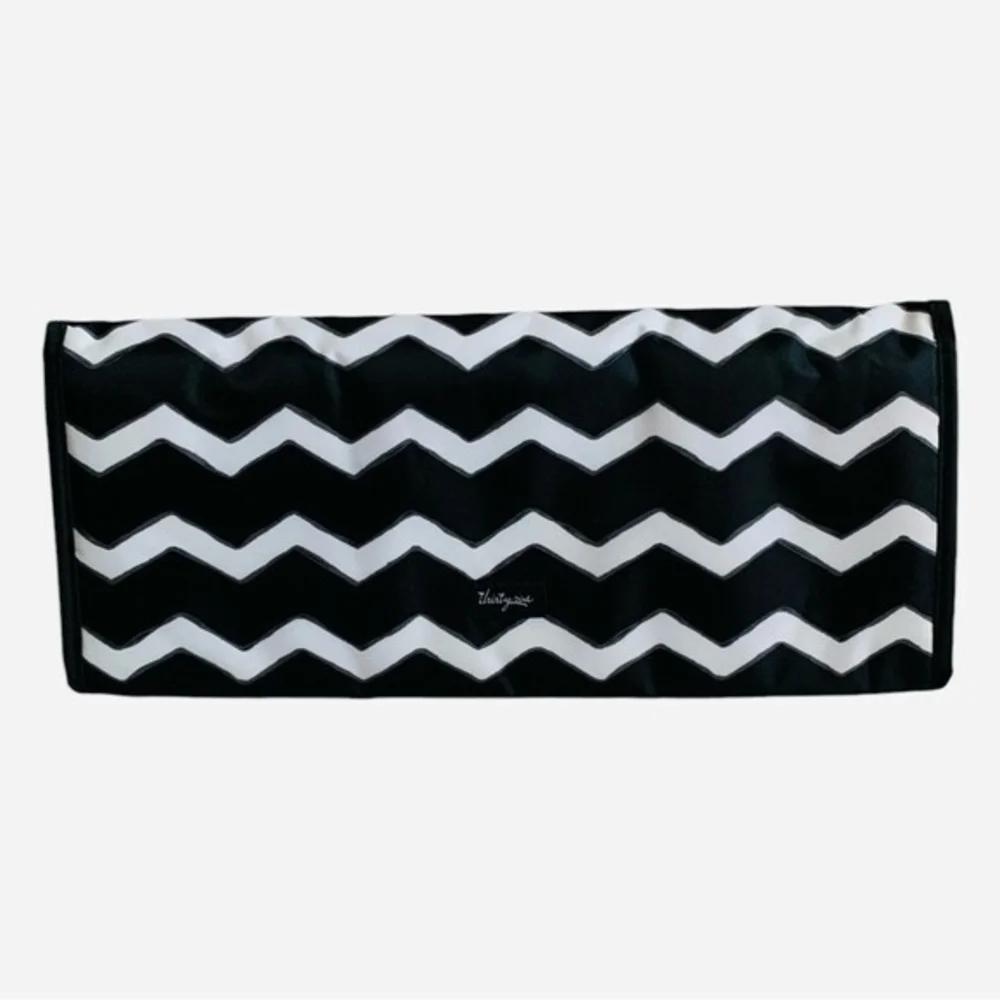 Thirty-One Thermal Tote Black White Chevron Flat Pouch Nylon Lunch Bag New